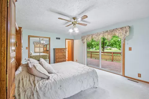 Bedroom - 3560 Primrose Ln, Morris, IL 60450 photo 3 of 10