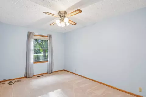 Bedroom - 3560 Primrose Ln, Morris, IL 60450 photo 6 of 10