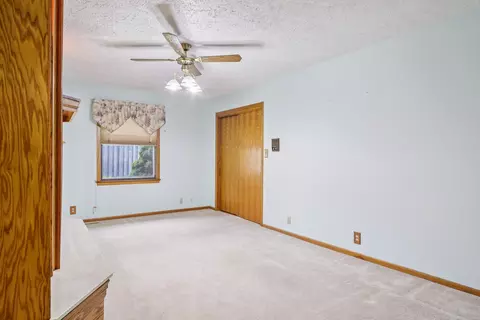 Bedroom - 3560 Primrose Ln, Morris, IL 60450 photo 4 of 10