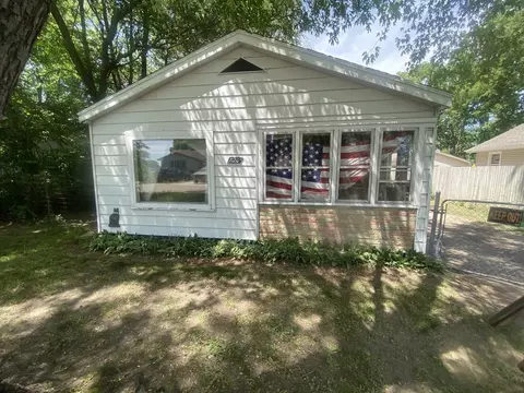 820 Taft Rd, Rockford, IL 61109
