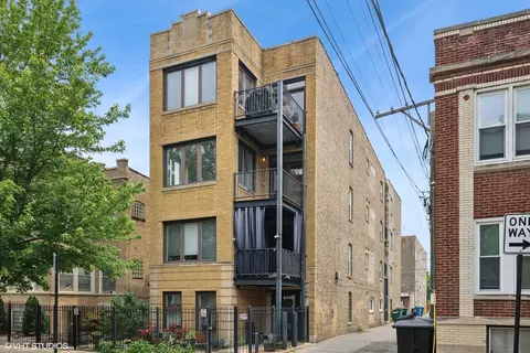 4415 N Troy St #2, Chicago, IL 60625
