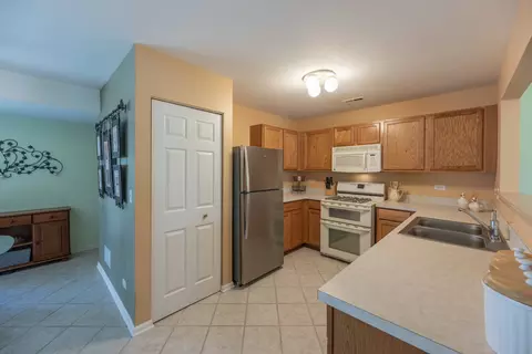 Kitchen - 1739 Simms St, Aurora, IL 60504 photo 2 of 2