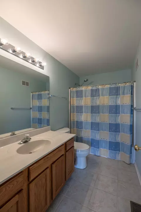 Bath - 1739 Simms St, Aurora, IL 60504 photo 2 of 2