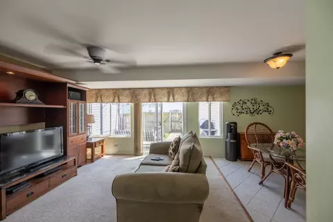 Living - 1739 Simms St, Aurora, IL 60504 photo 1 of 4