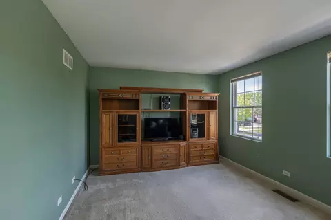 Living - 1739 Simms St, Aurora, IL 60504 photo 4 of 4