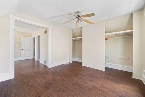 Living - 605 Keep Ave, Elgin, IL 60120 photo 5 of 5
