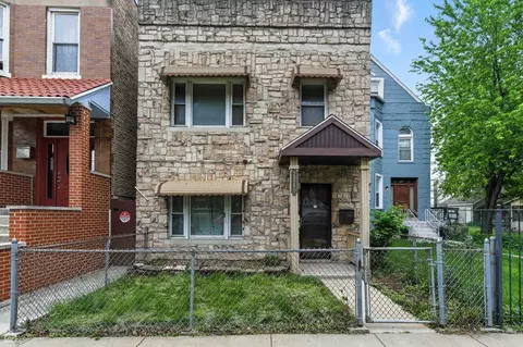 2240 S Avers Ave, Chicago, IL 60623