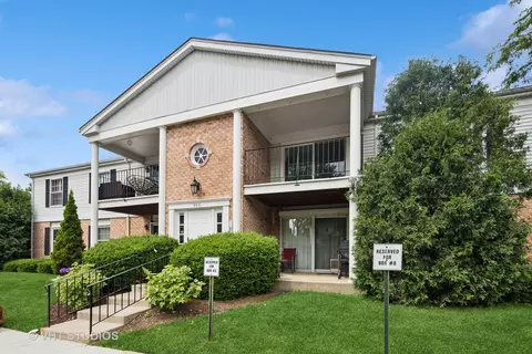 969 Golf Course Rd #3, Crystal Lake, IL 60014