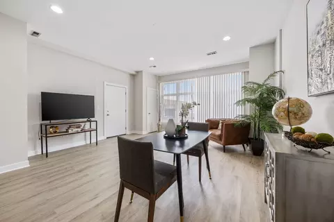 3130 W Walton St #1, Chicago, IL 60622 photo 7