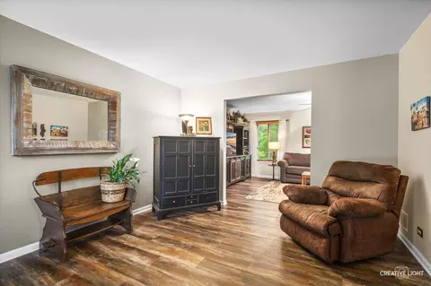 Entry Way - 3402 Hoffman St, Plano, IL 60545 photo 1 of 2