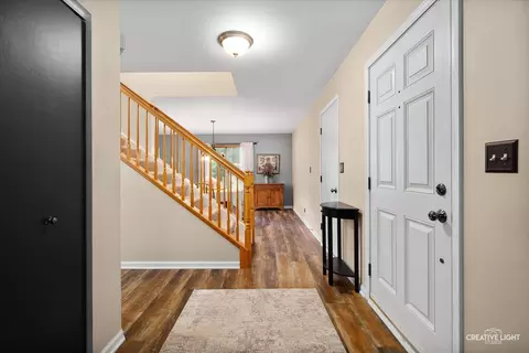 Entry Way - 3402 Hoffman St, Plano, IL 60545 photo 2 of 2