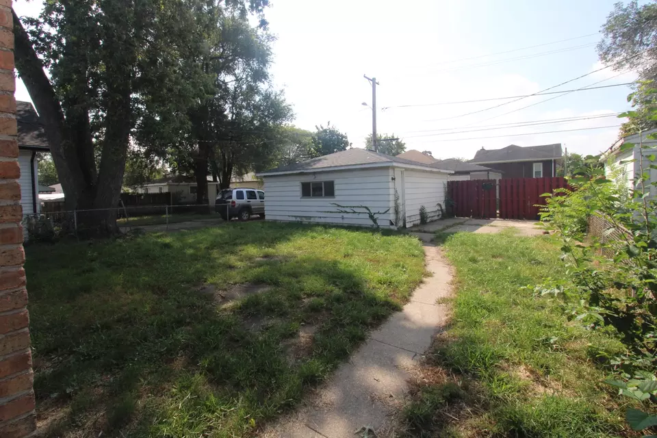 Exterior - 39 Warren St, Calumet City, IL 60409 photo 2 of 8
