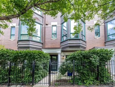 1215 N Sedgwick St, Chicago, IL 60610