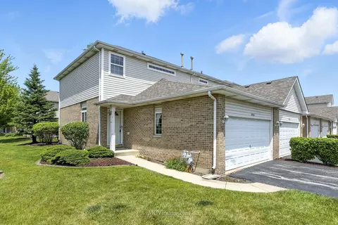 8422 Stratford Dr #8422, Tinley Park, IL 60487