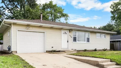 1704 W Kirby Ave, Champaign, IL 61821