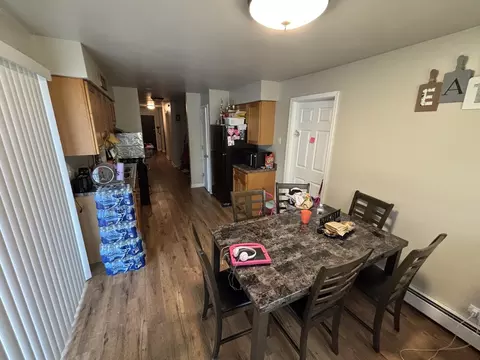 Dining - 14813 Kilpatrick Ave, Midlothian, IL 60445 photo 1 of 2