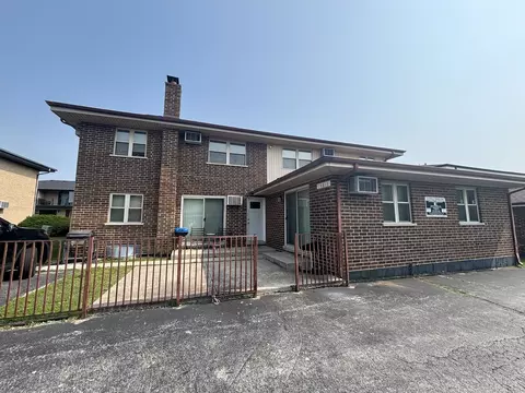 Exterior - 14813 Kilpatrick Ave, Midlothian, IL 60445 photo 5 of 6