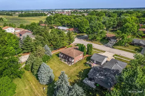 View/Area - 272 Maple St, Sugar Grove, IL 60554 photo 5 of 6