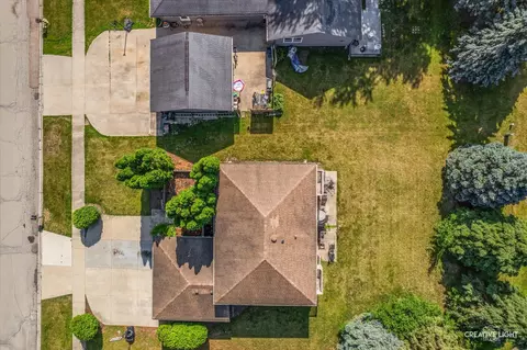 View/Area - 272 Maple St, Sugar Grove, IL 60554 photo 4 of 6