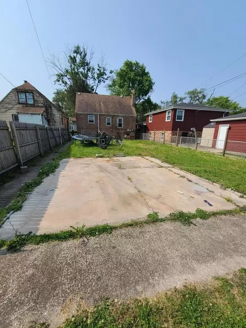 3 E 140th Ct, Riverdale, IL 60827 photo 2