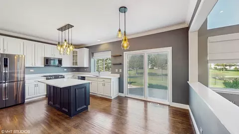8 Georgetown Ct, Algonquin, IL 60102 photo 7