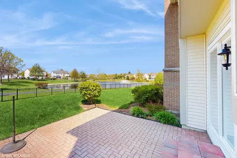 8 Georgetown Ct, Algonquin, IL 60102 photo 9