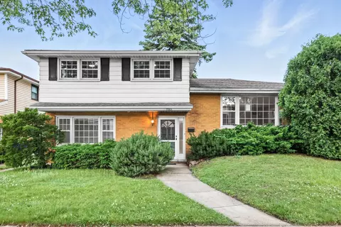 10324 S Kolmar Ave, Oak Lawn, IL 60453