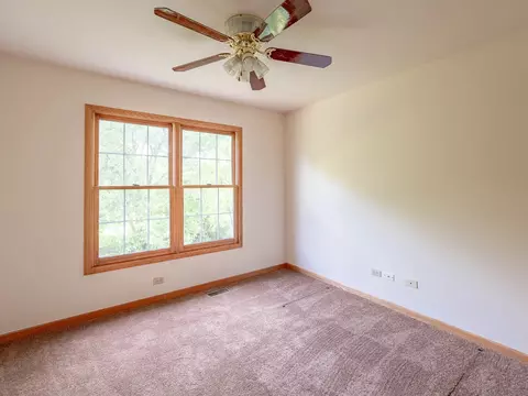 Bedroom - 2207 Irvine Ln, Plainfield, IL 60586 photo 3 of 4