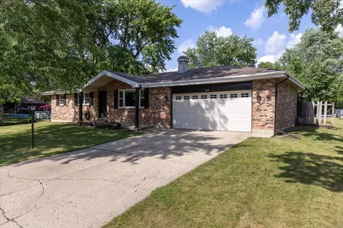 113 Poplar Rd, Yorkville, IL 60560