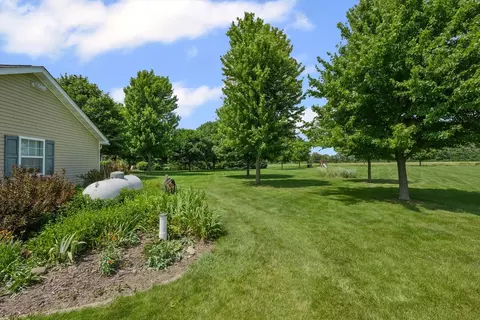 Exterior - 2598 B County Road 600 E, Dewey, IL 61840 photo 8 of 9
