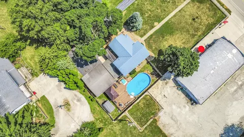 View/Area - 835 E Pells St, Paxton, IL 60957 photo 7 of 11