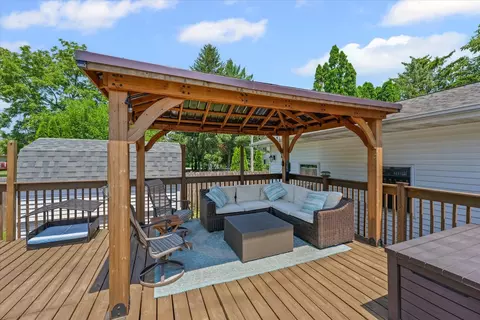 Exterior - 835 E Pells St, Paxton, IL 60957 photo 19 of 20