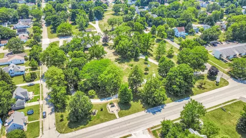 View/Area - 835 E Pells St, Paxton, IL 60957 photo 4 of 11