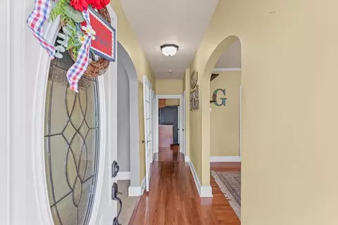 Entry Way - 835 E Pells St, Paxton, IL 60957 photo 1 of 7
