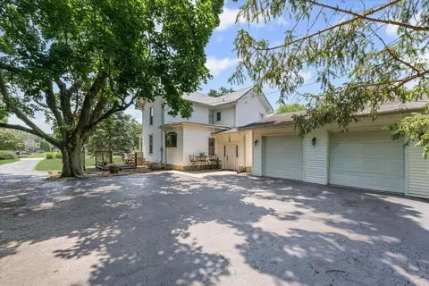 Exterior - 835 E Pells St, Paxton, IL 60957 photo 13 of 20