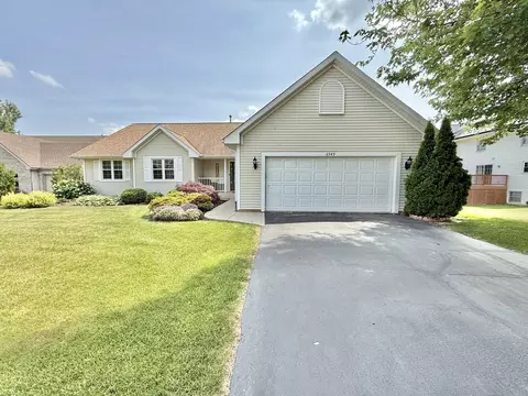 6949 Hedge Cliff Ct, Rockford, IL 61114