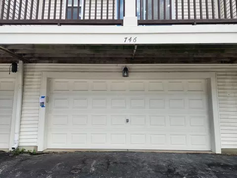 Exterior - 746 River Mill Pkwy, Wheeling, IL 60090 photo 3 of 4