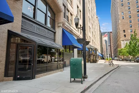 740 S Federal St #1106, Chicago, IL 60605