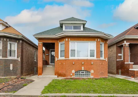 9046 S Racine Ave, Chicago, IL 60620