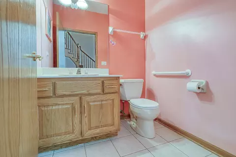 Bath - 2504 Monterey Dr, Plainfield, IL 60586 photo 1 of 3