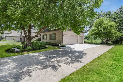 Exterior - 2504 Monterey Dr, Plainfield, IL 60586 photo 2 of 4