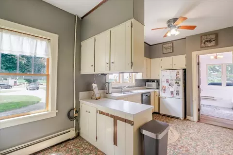 Kitchen - 879 2300th Ave, Chestnut, IL 62518 photo 1 of 5