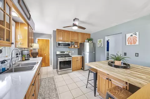 Kitchen - 1110 N Main St, Normal, IL 61761 photo 4 of 5