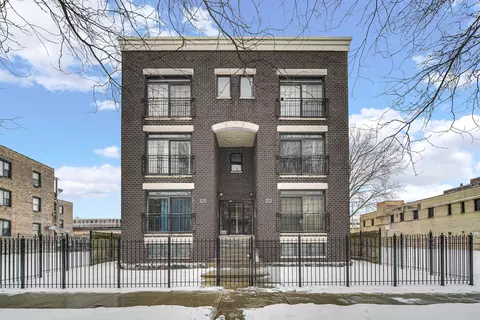 5017 S Prairie Ave #2N, Chicago, IL 60615