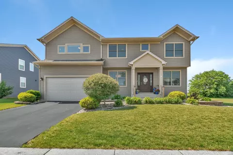 565 E Barber Dr, Coal City, IL 60416