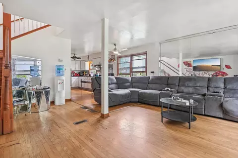 Living - 626 E 90th St, Chicago, IL 60619 photo 1 of 2