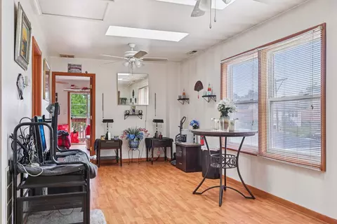Entry Way - 626 E 90th St, Chicago, IL 60619 photo 4 of 5