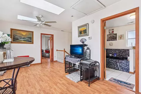 Entry Way - 626 E 90th St, Chicago, IL 60619 photo 2 of 5