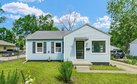1211 Garden Ln, Champaign, IL 61820