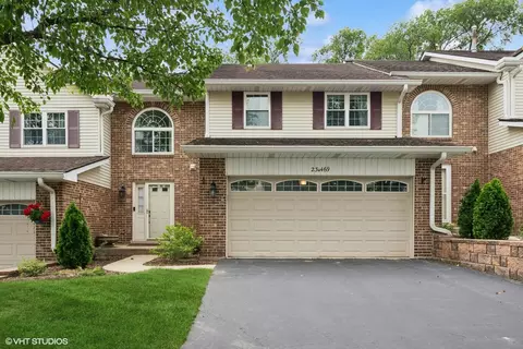 23 W469 Spyglass Ct, Naperville, IL 60540